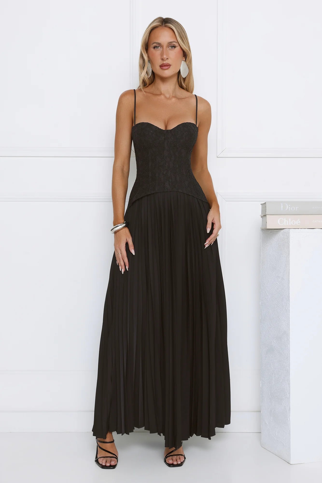 Antique Roses Lace Maxi Dress Black